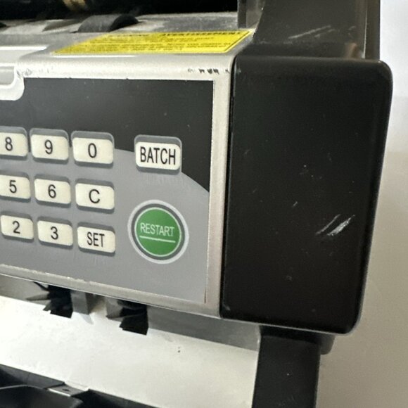 Royal Sovereign RBC-3200-CA Paper & Polymer Electric Bill Counter Cash Money - Picture 8 of 16